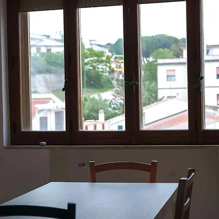 Attico Per 4 Vista Mare Apartment *